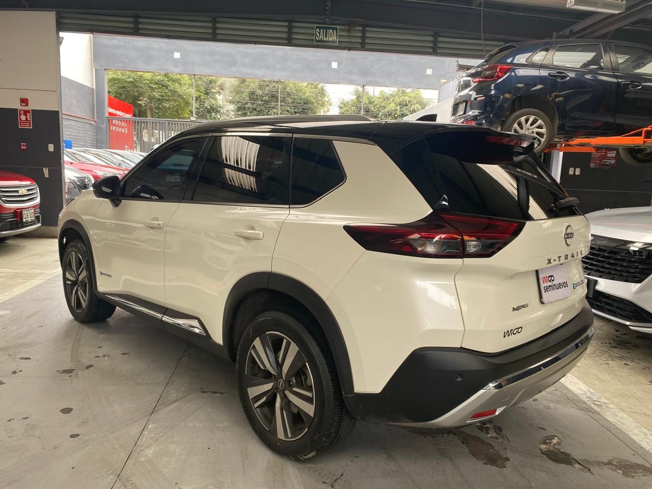 NISSAN - 3
