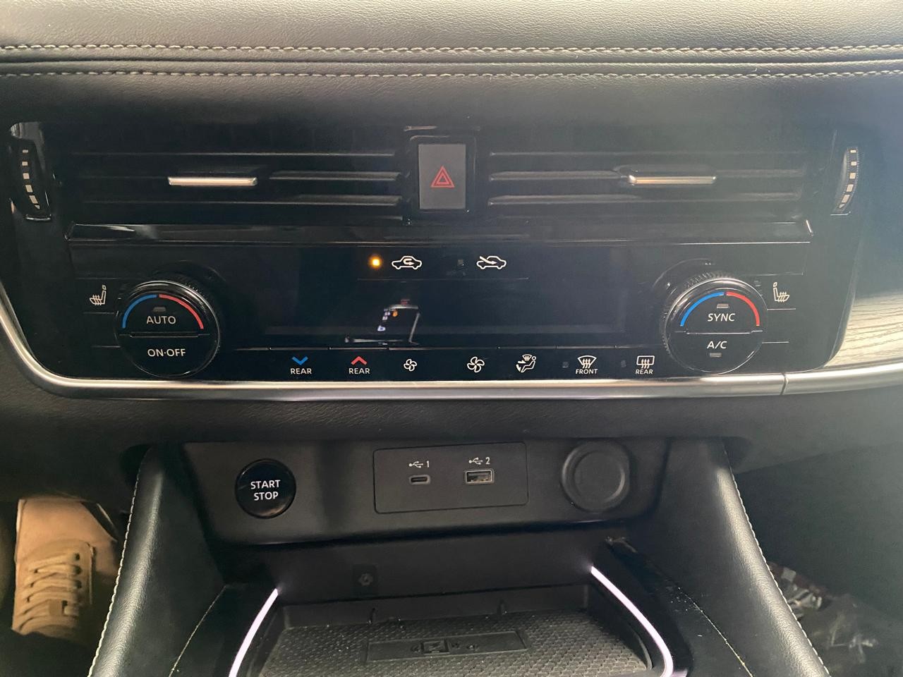 NISSAN - 13