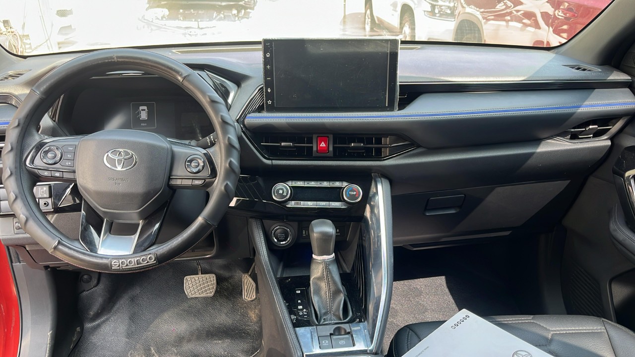 TOYOTA - 9