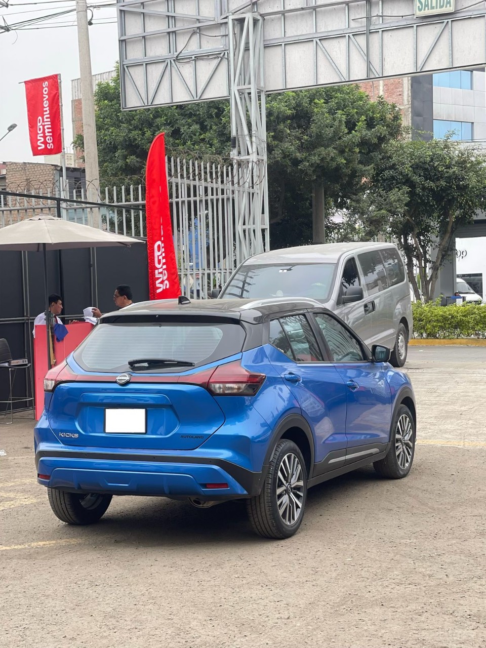NISSAN - 2
