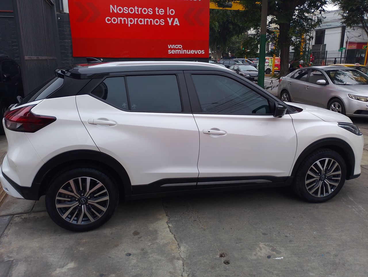 NISSAN - 8