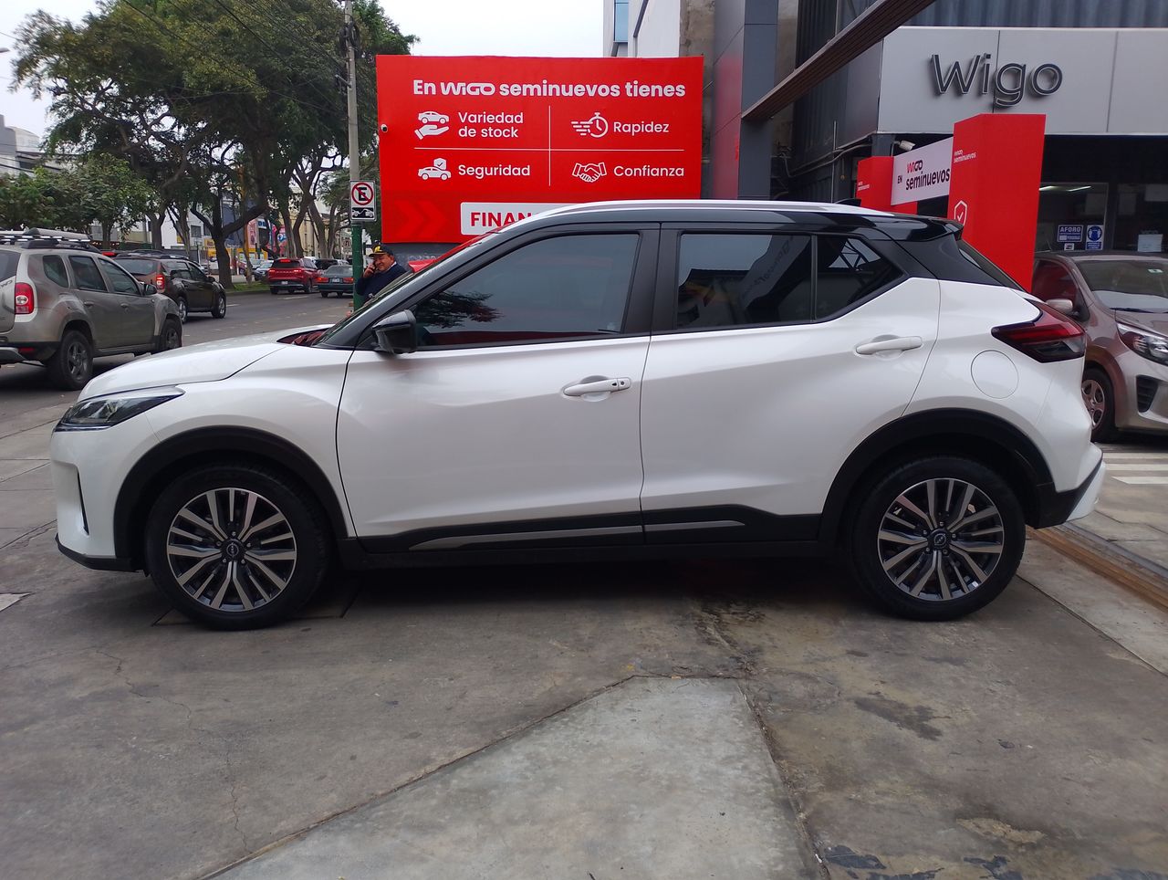 NISSAN - 5