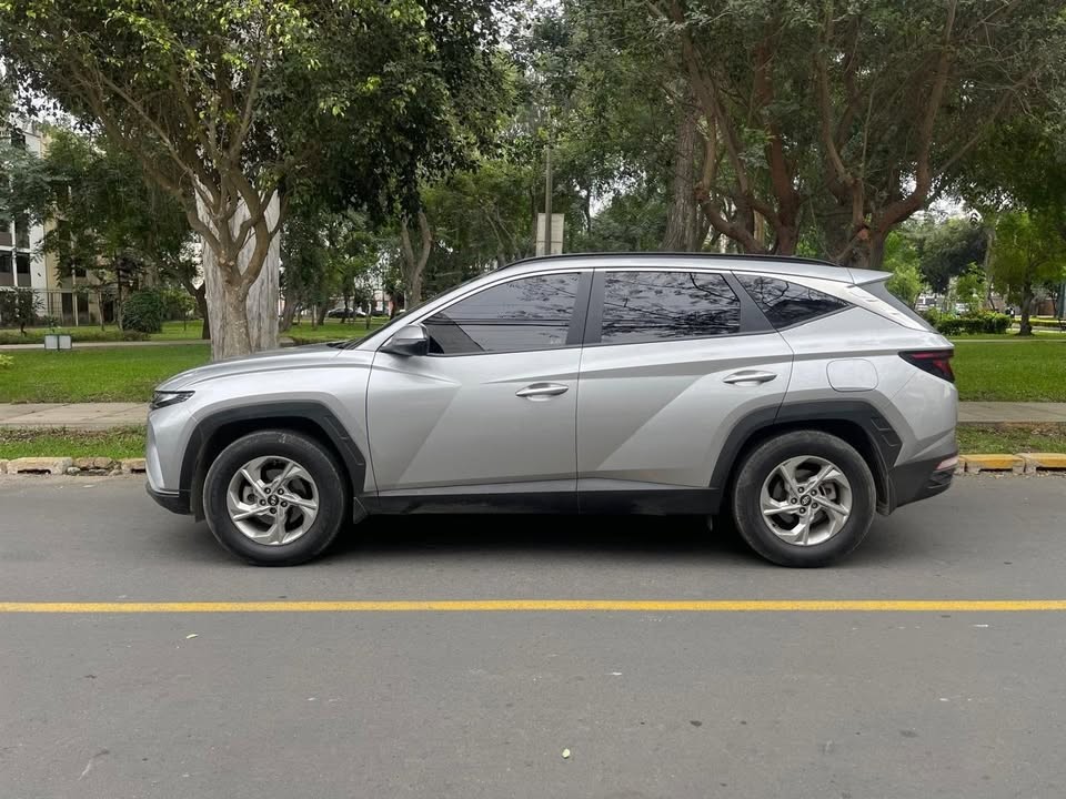 HYUNDAI - 3