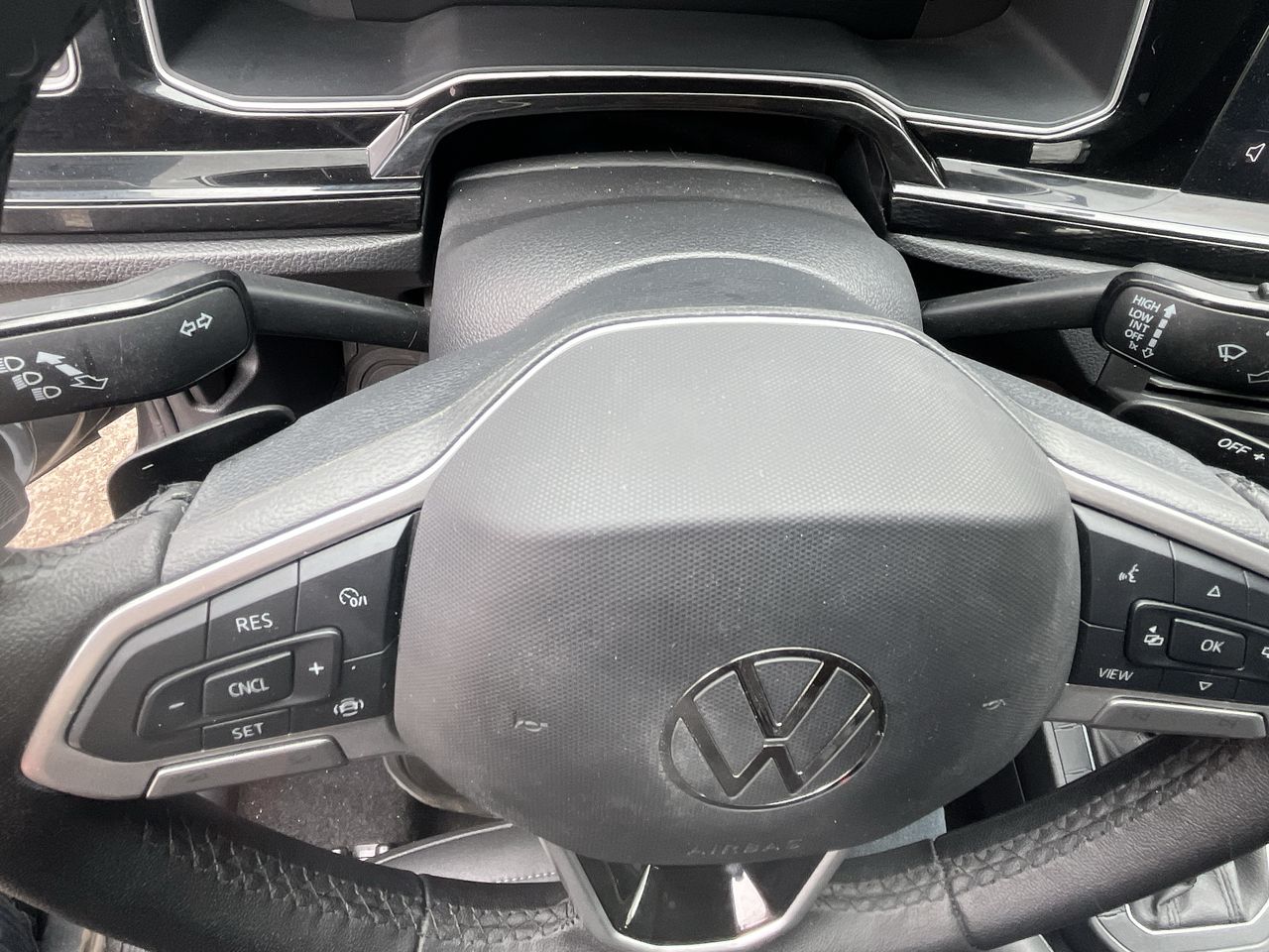 VOLKSWAGEN - 34
