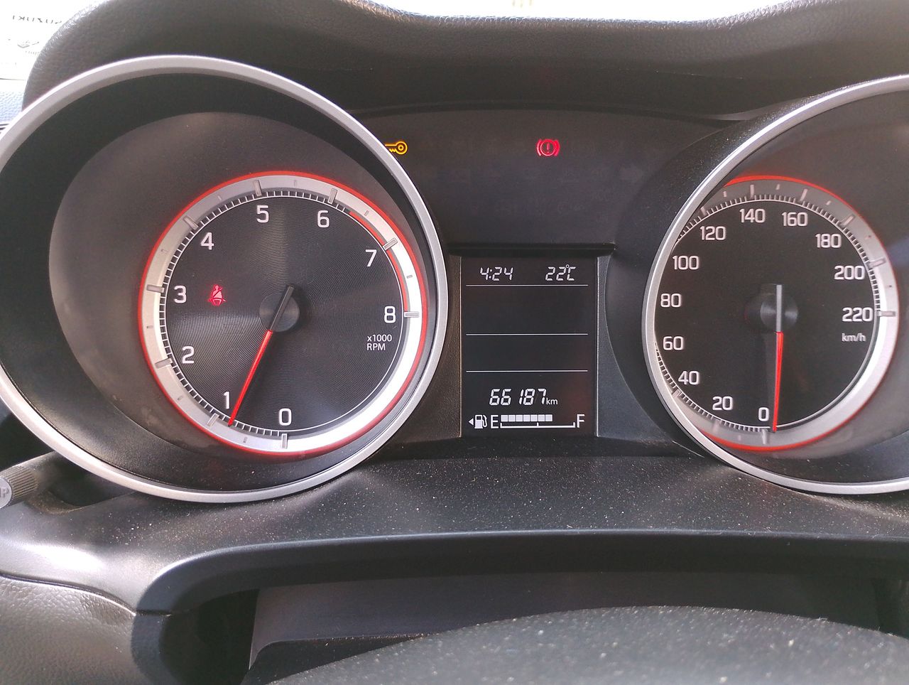 SUZUKI - 18
