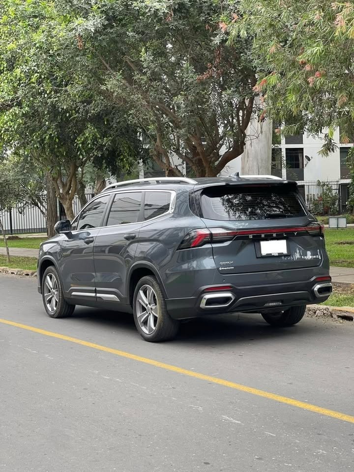 GEELY - 4