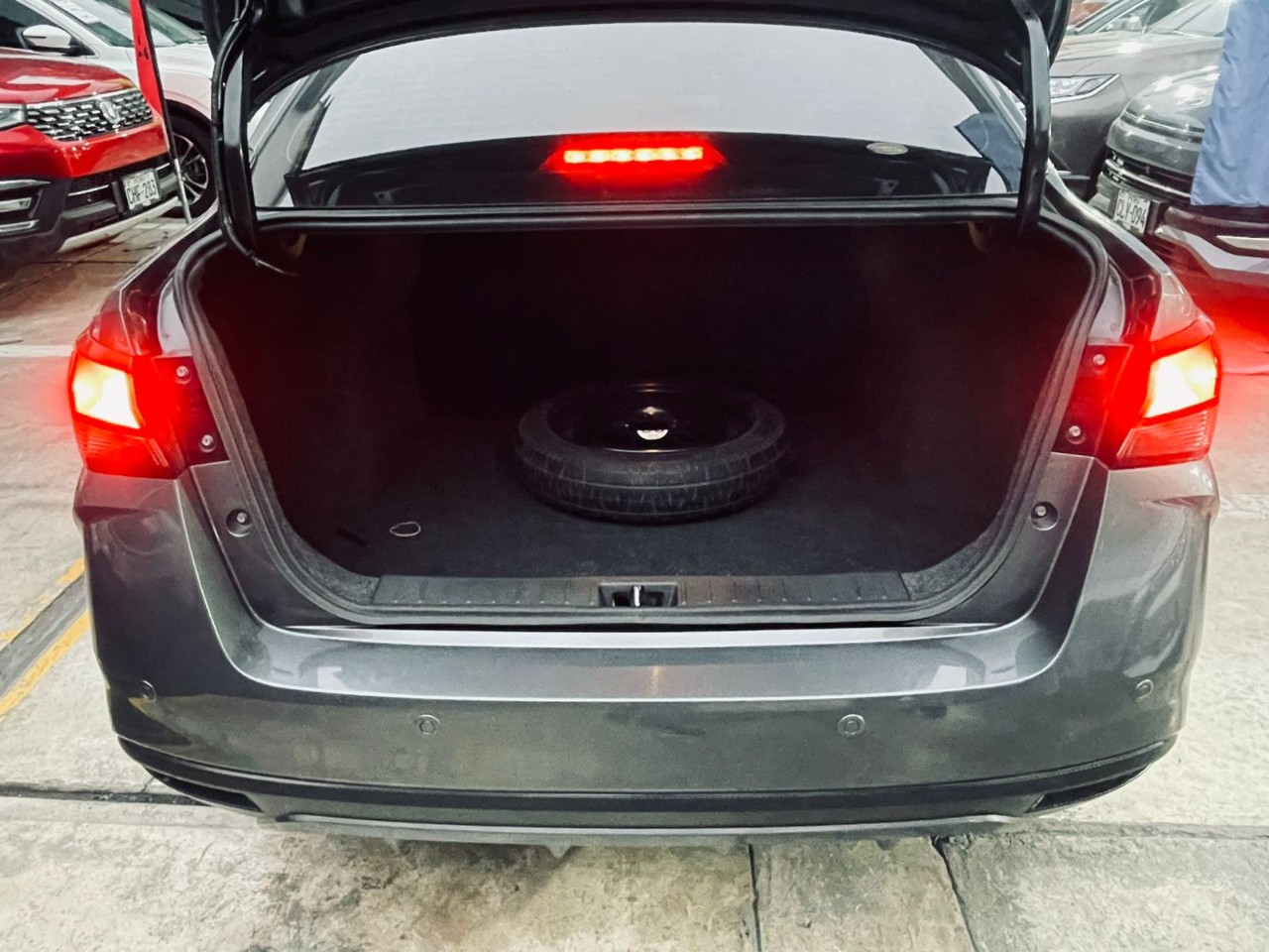 NISSAN - 8