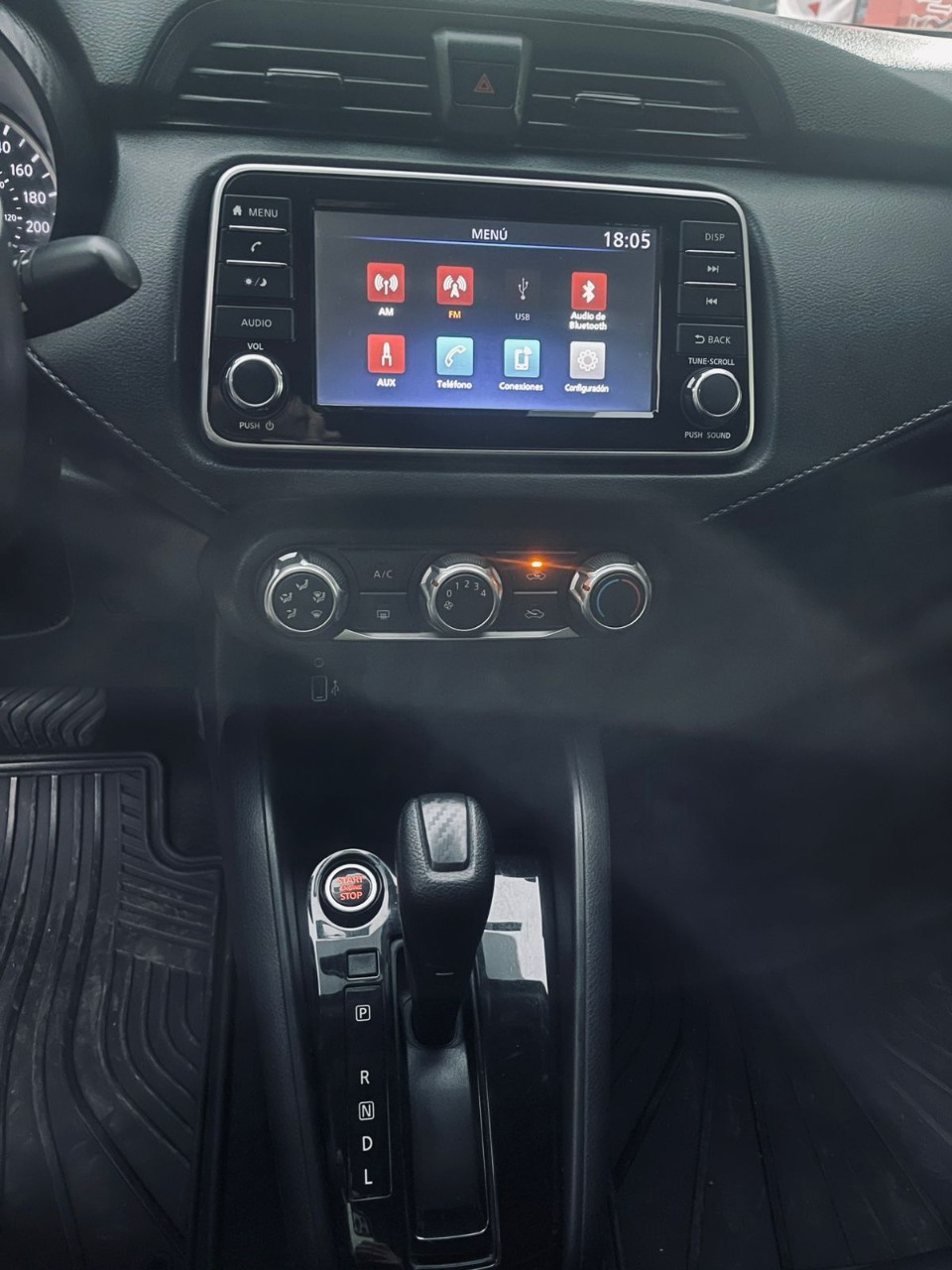NISSAN - 15