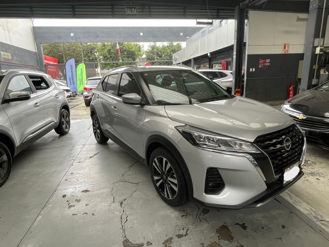 NISSAN - 2