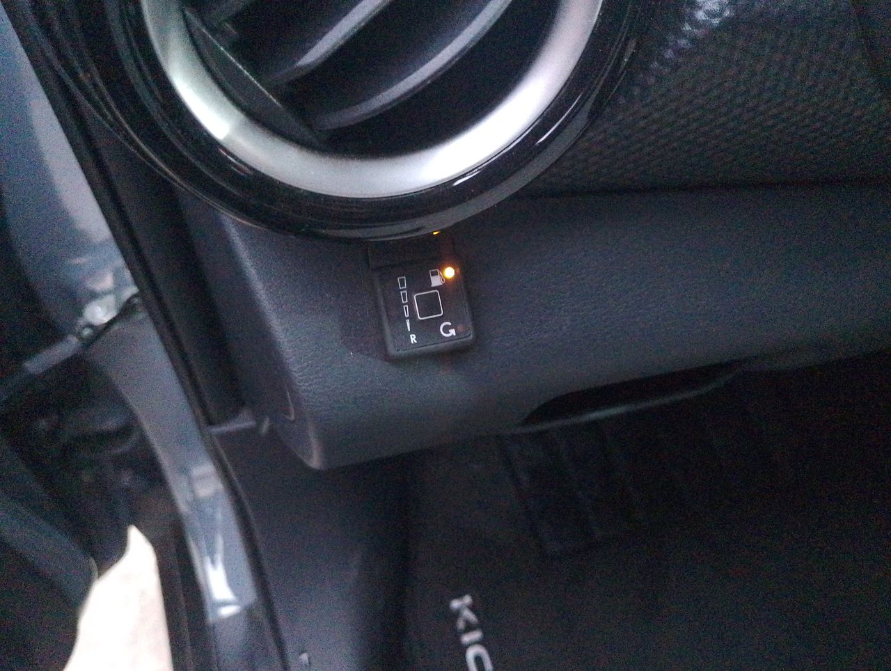 NISSAN - 17
