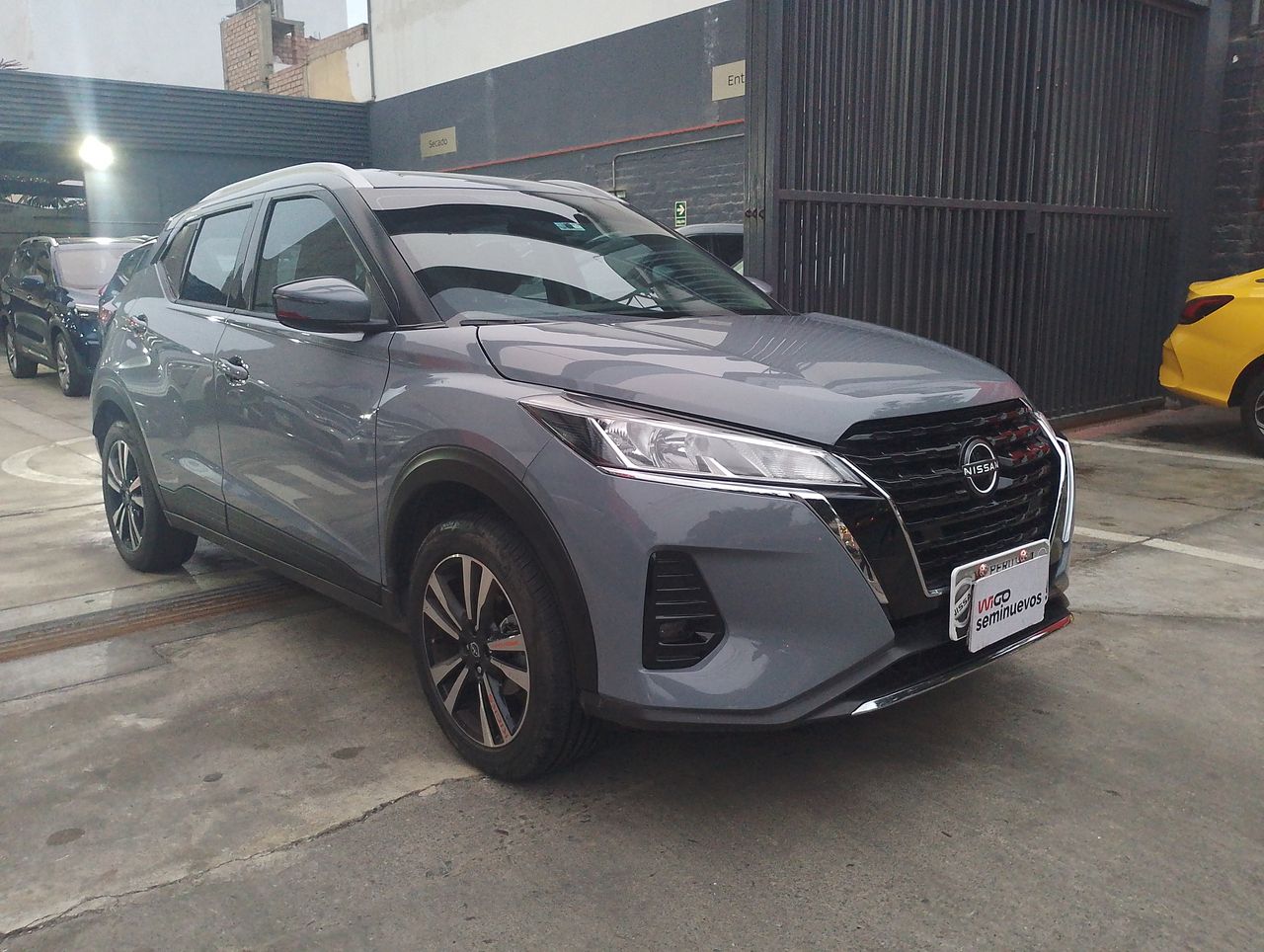 NISSAN - 1