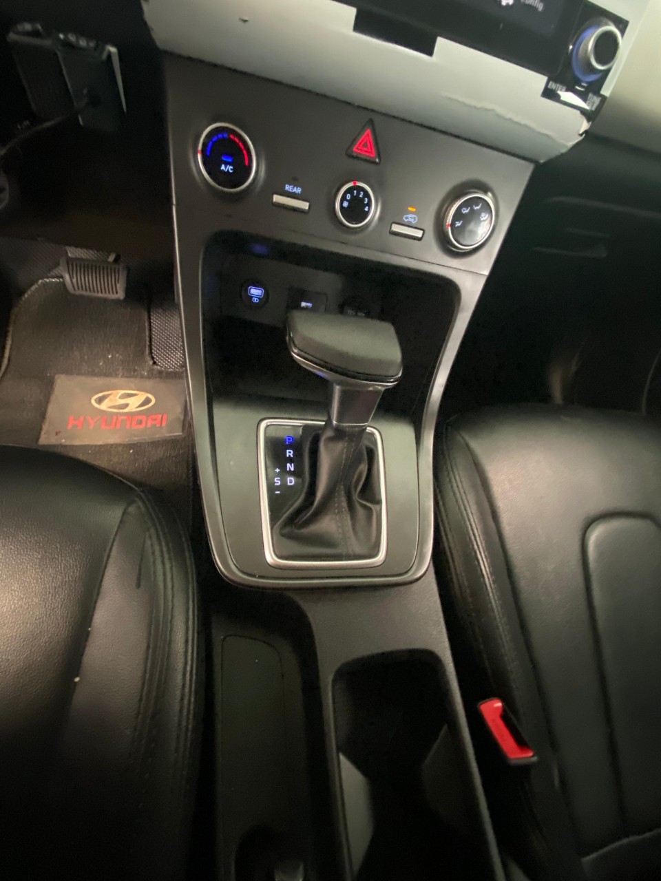HYUNDAI - 14
