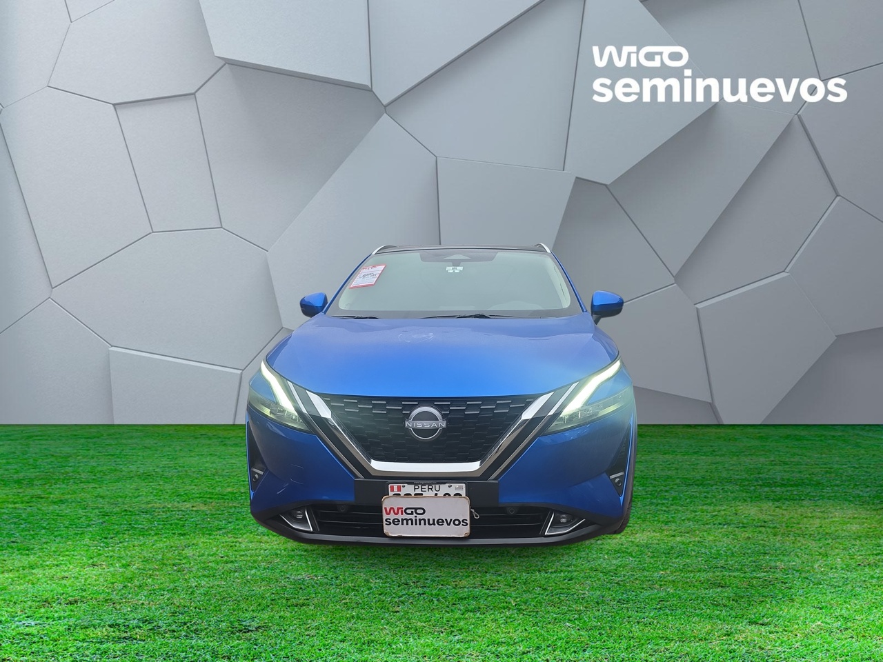 NISSAN