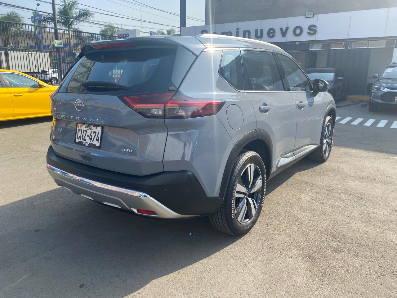 NISSAN - 4