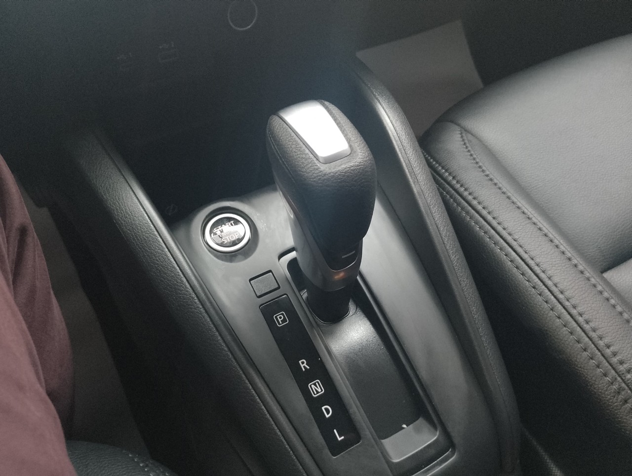 NISSAN - 11