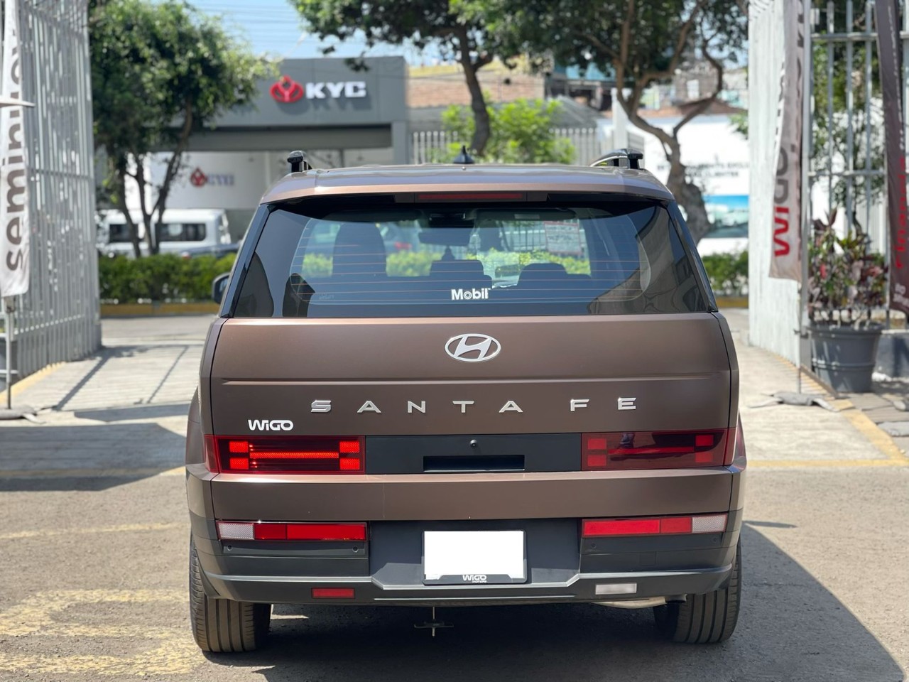 HYUNDAI - 6