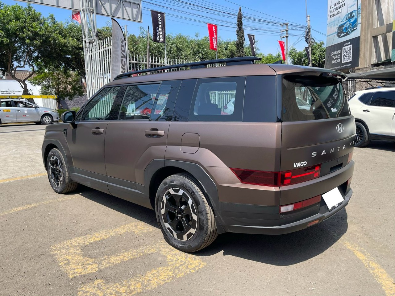 HYUNDAI - 7
