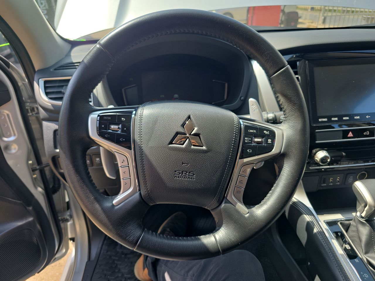 MITSUBISHI - 13