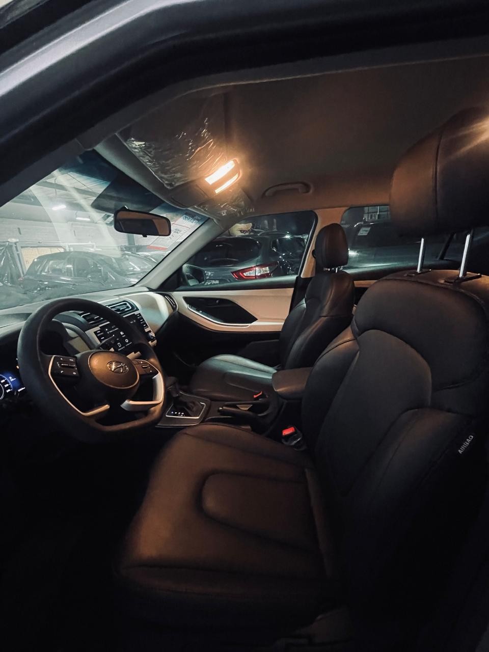 HYUNDAI - 9