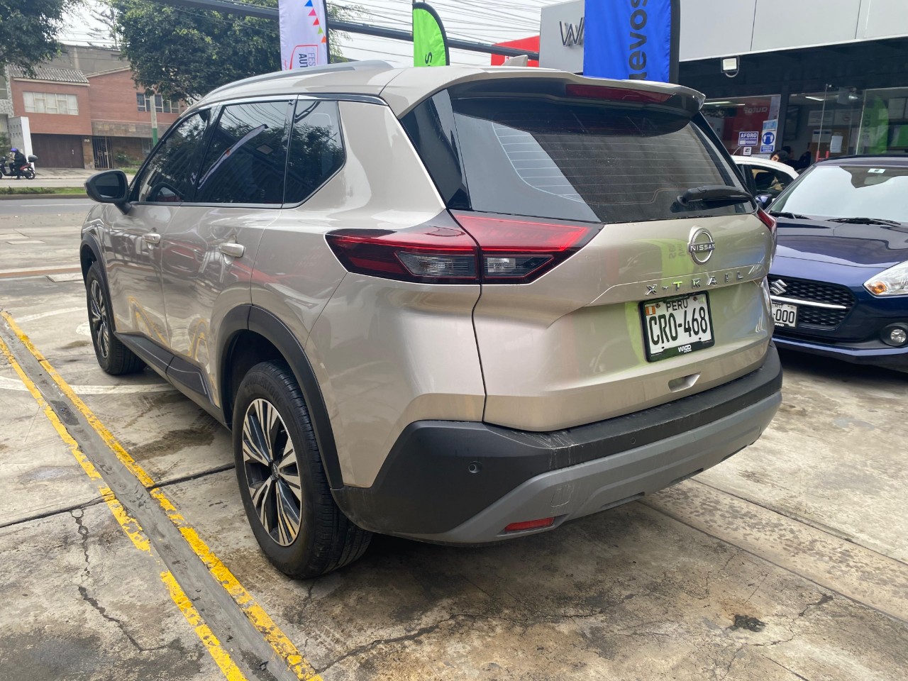 NISSAN - 3