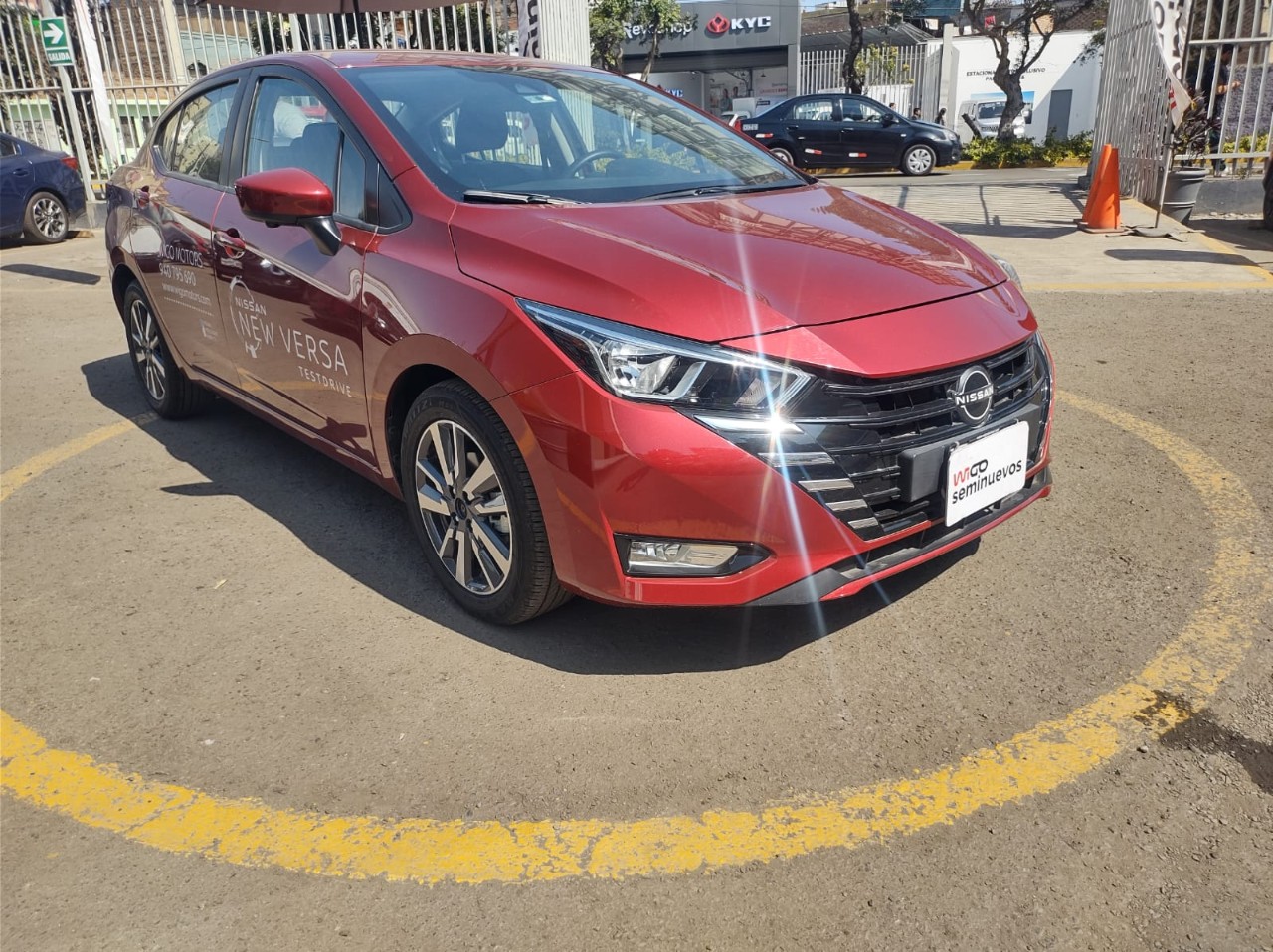 NISSAN - 4