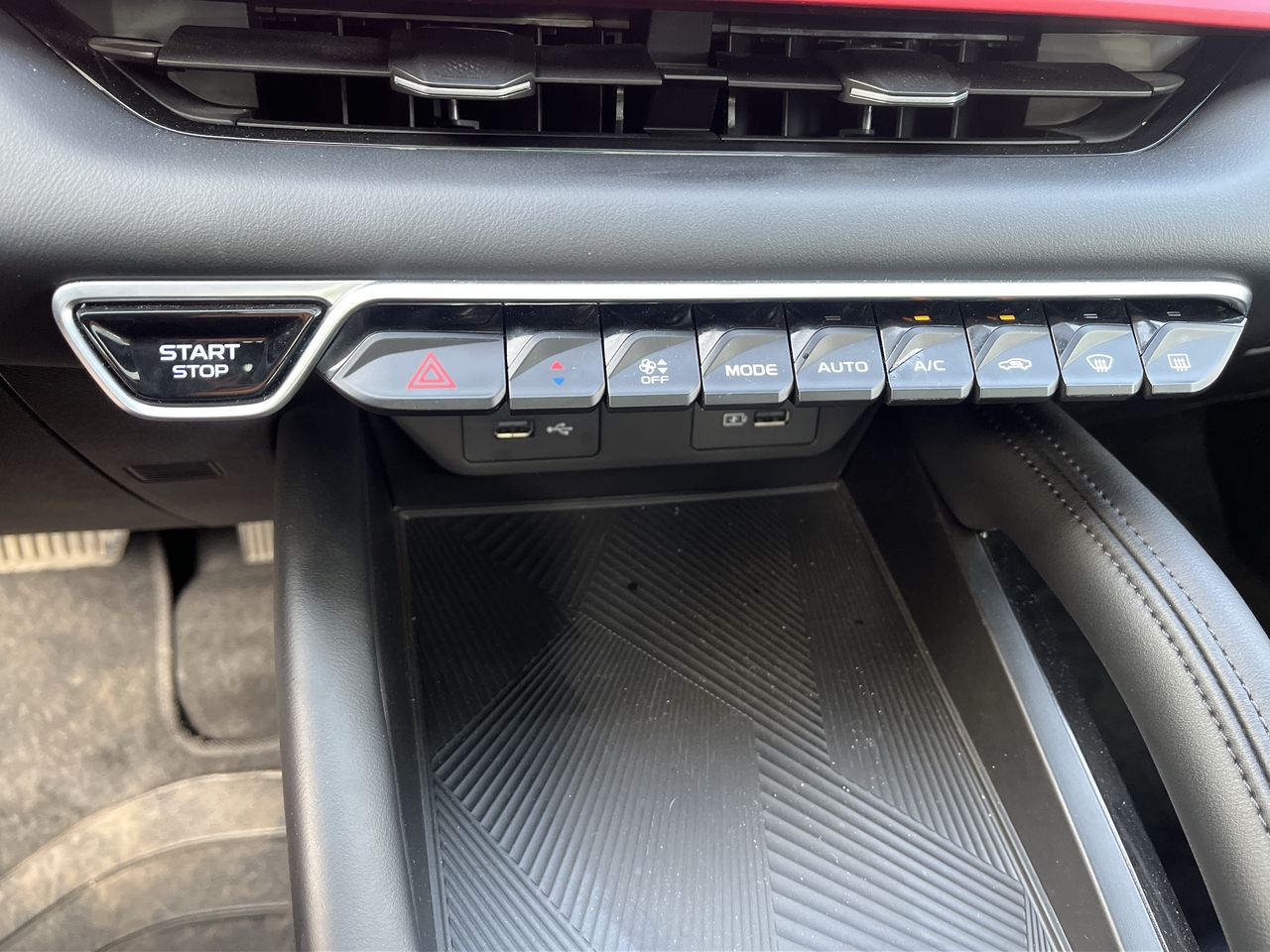 GEELY - 24