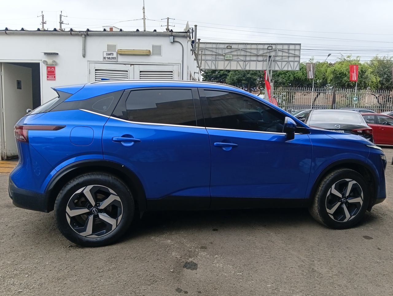 NISSAN - 6