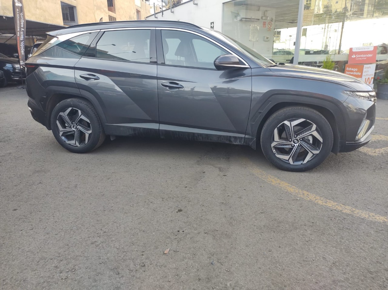 HYUNDAI - 6