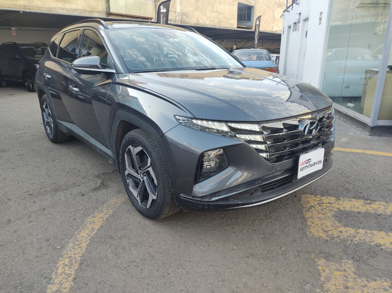 HYUNDAI - 7