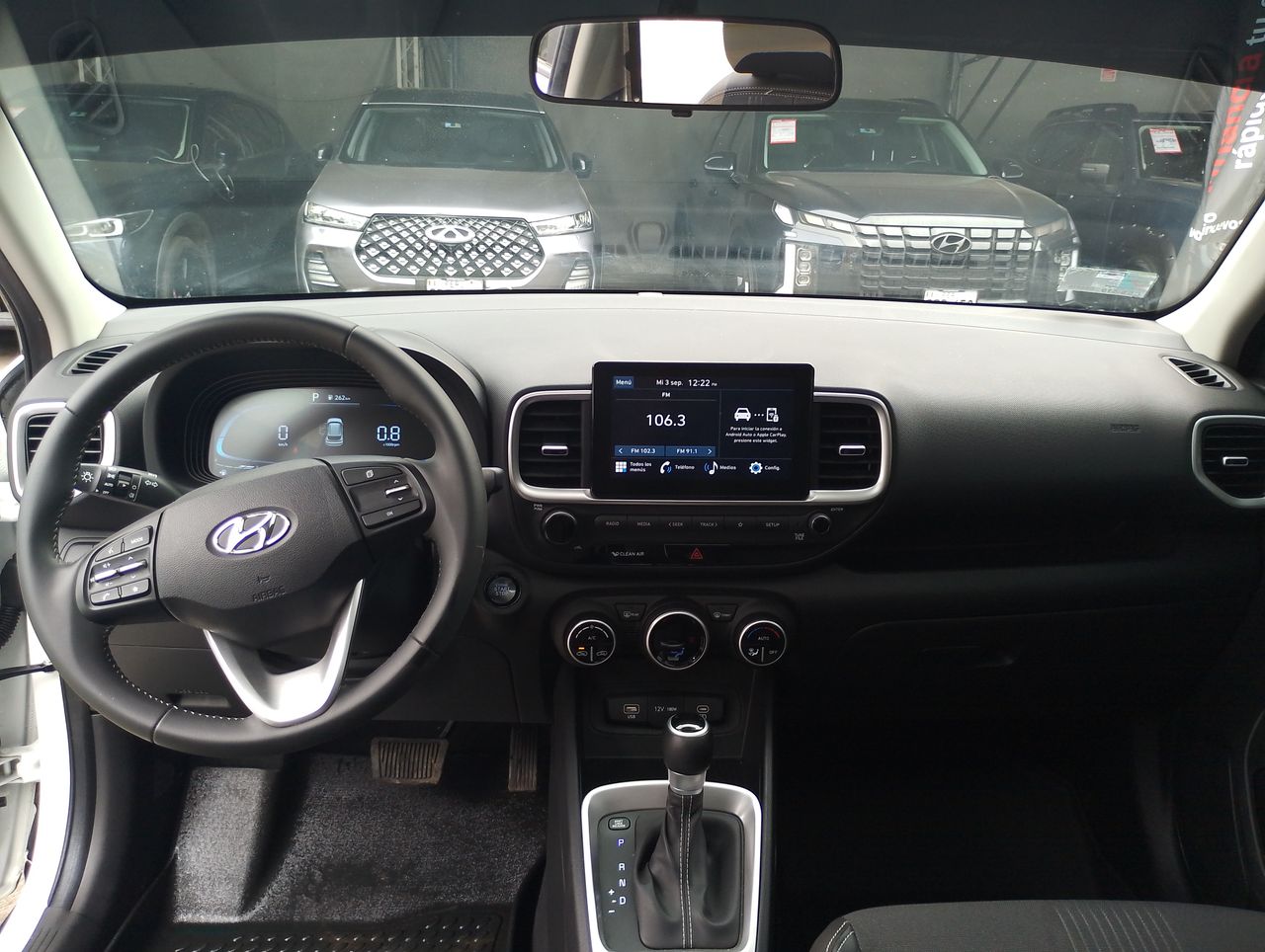 HYUNDAI - 26