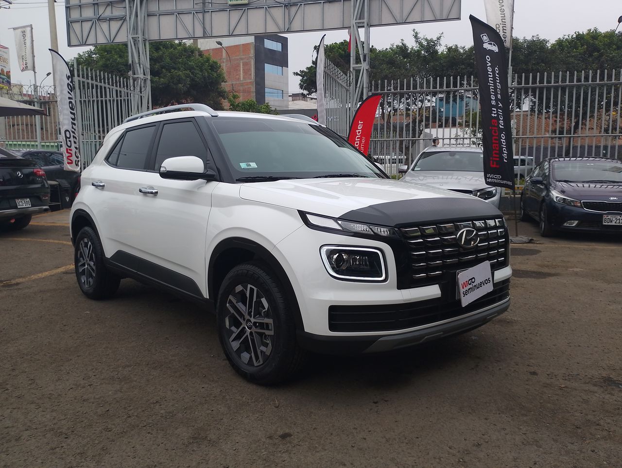 HYUNDAI - 3