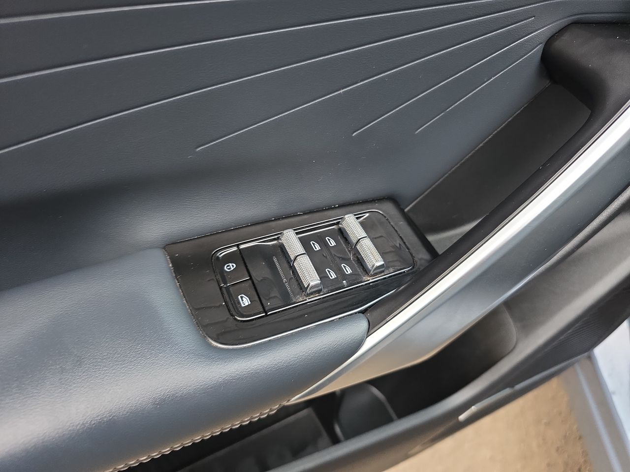 GEELY - 11