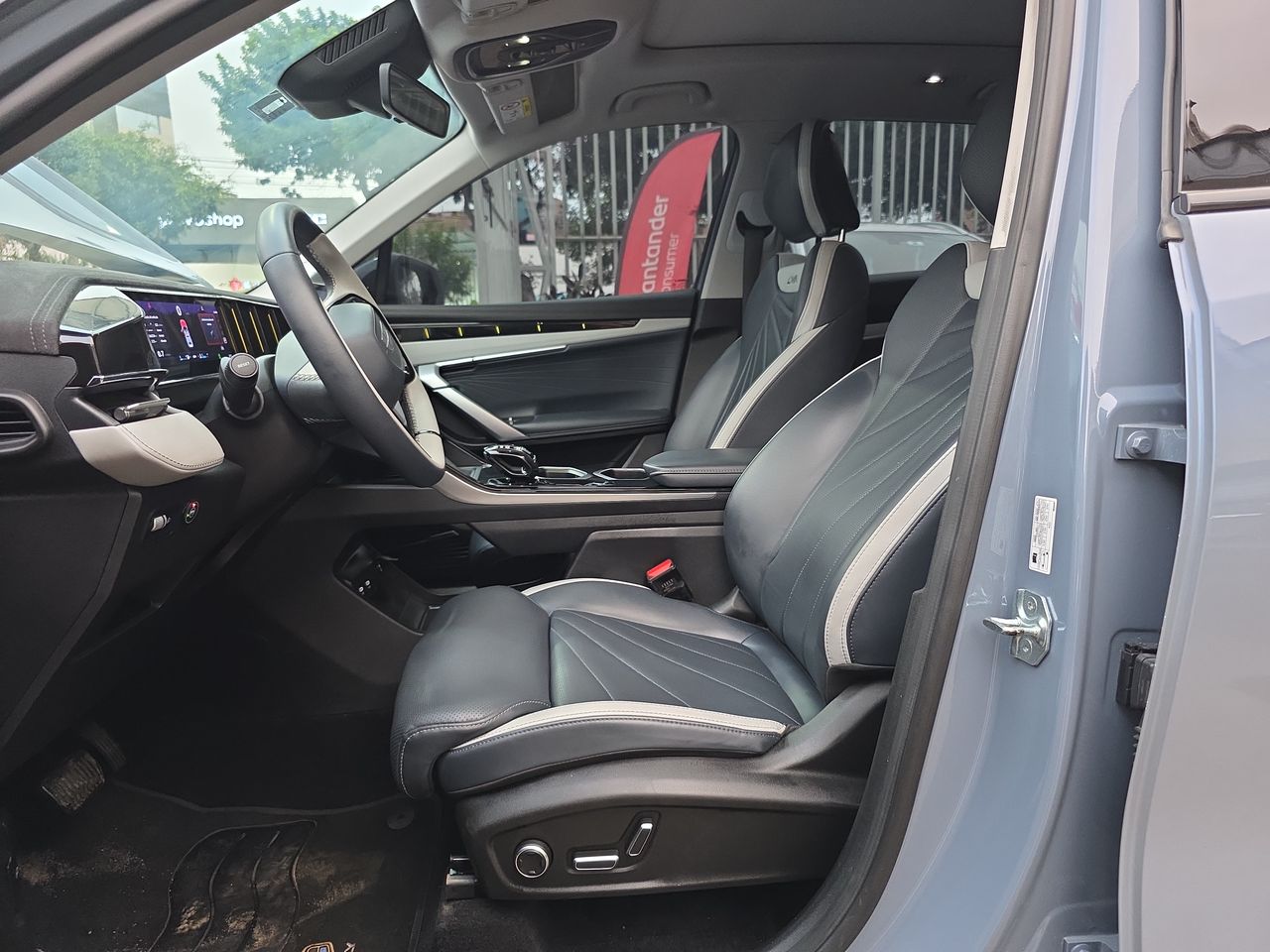 GEELY - 13