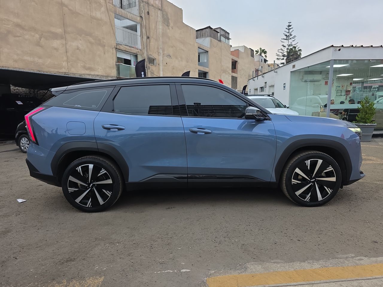 GEELY - 8