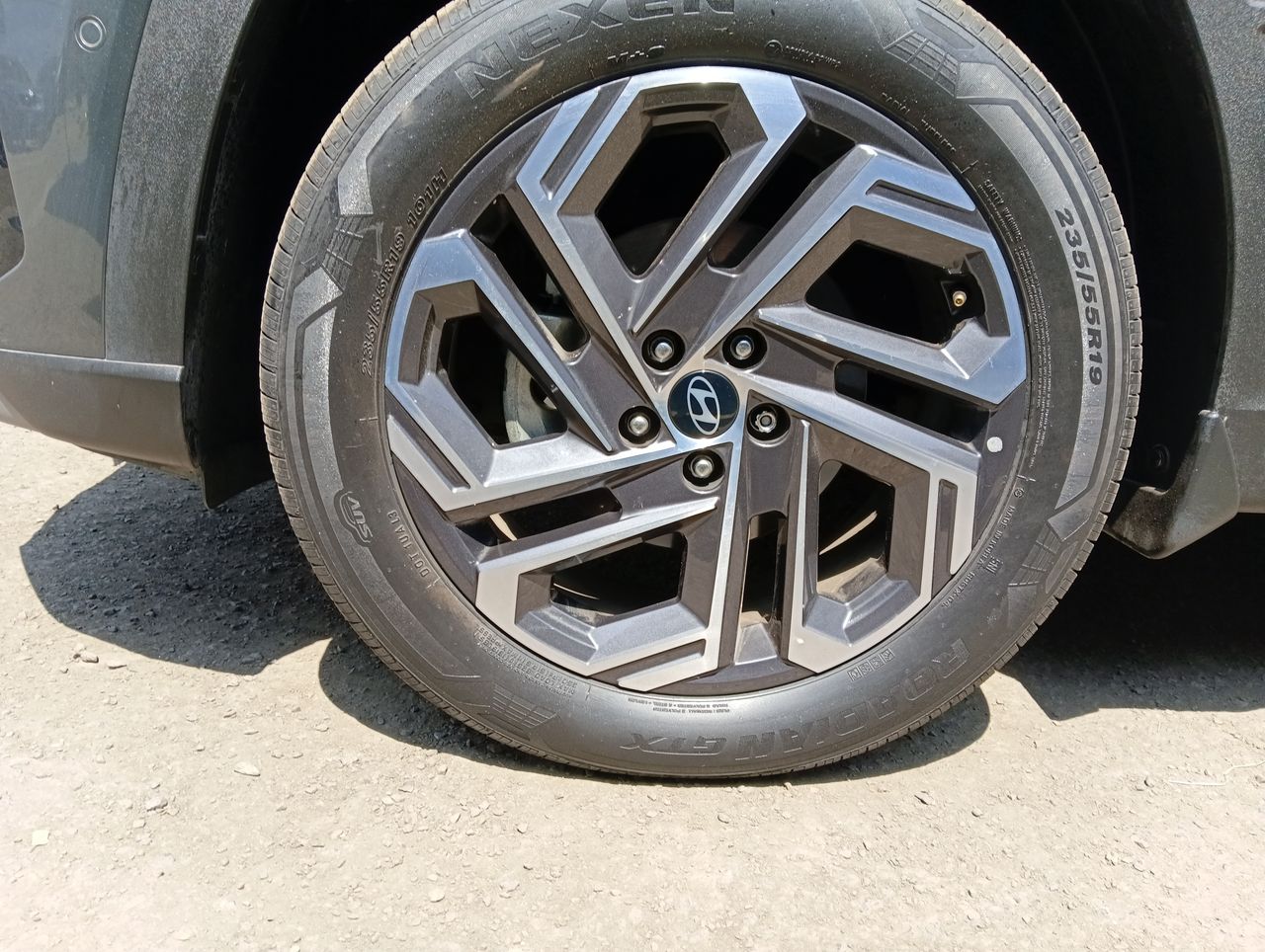 HYUNDAI - 0
