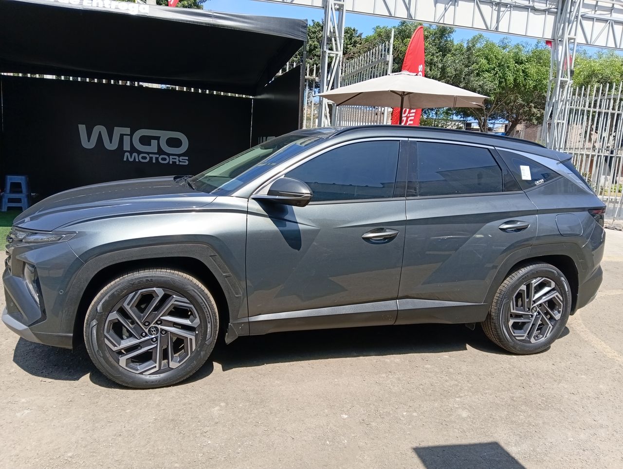 HYUNDAI - 4