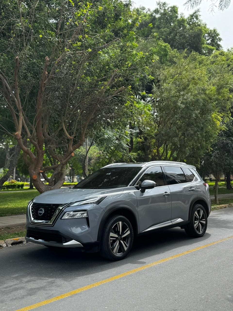 NISSAN