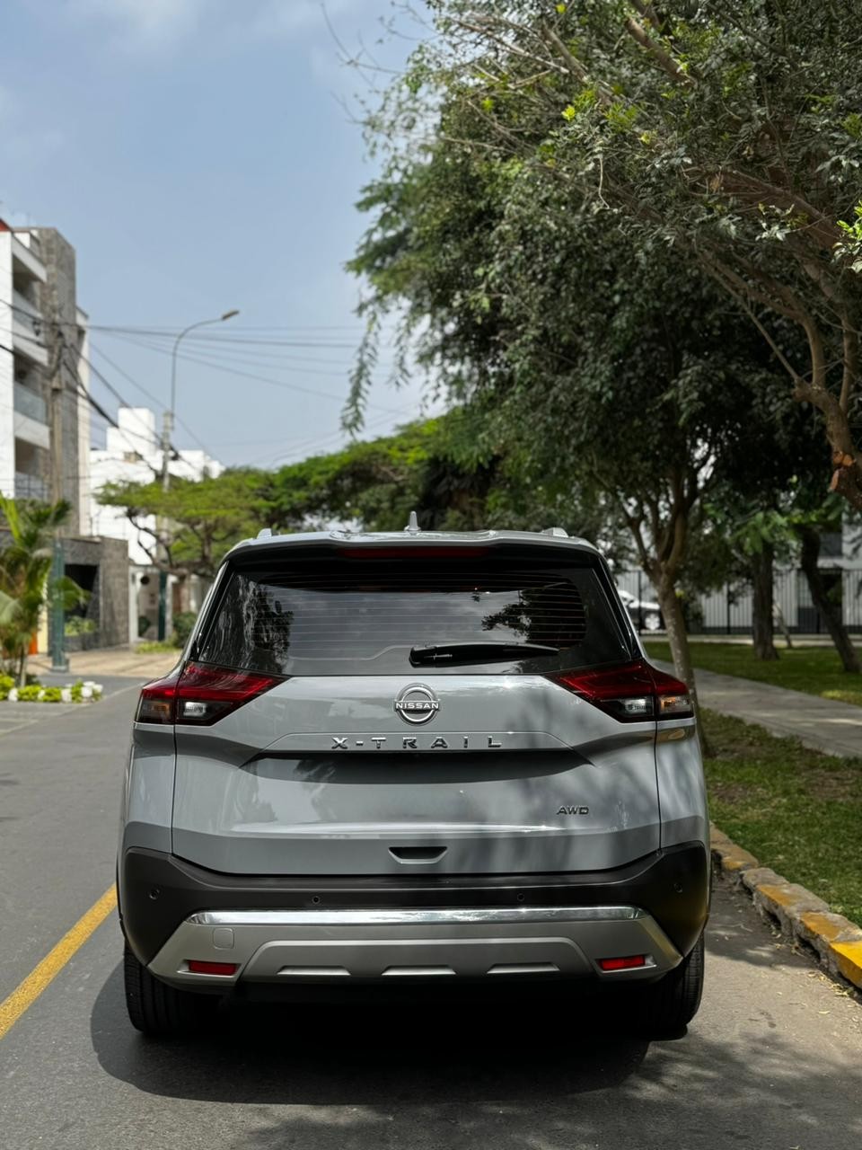 NISSAN - 3