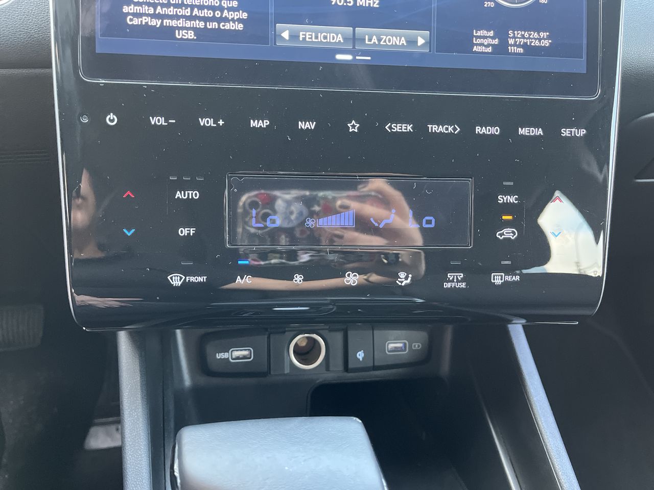 HYUNDAI - 24