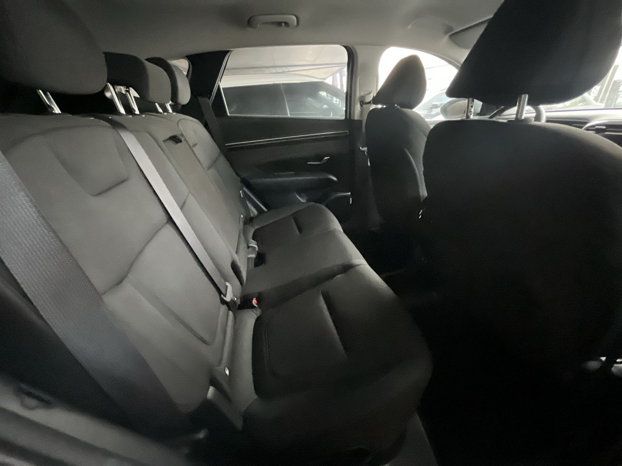 HYUNDAI - 10