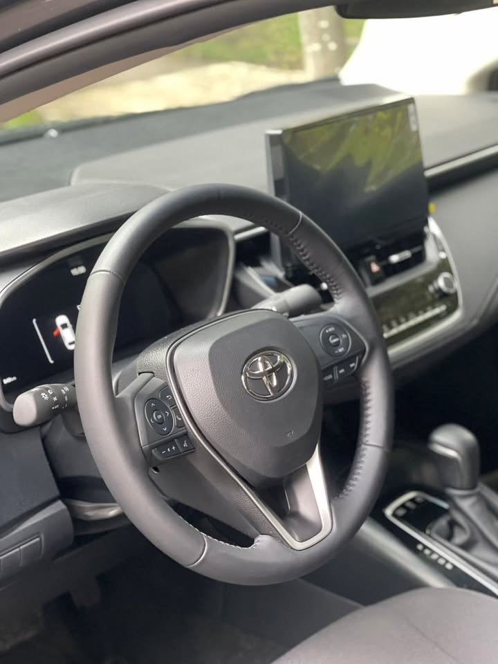 TOYOTA COROLLA 1.79 HIBRIDO GASOLINA 5P SEDAN