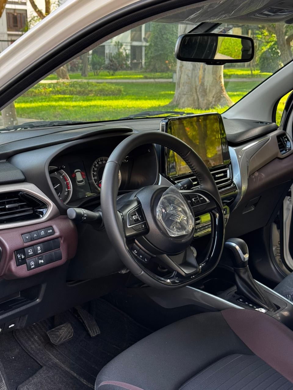 SUZUKI - 10