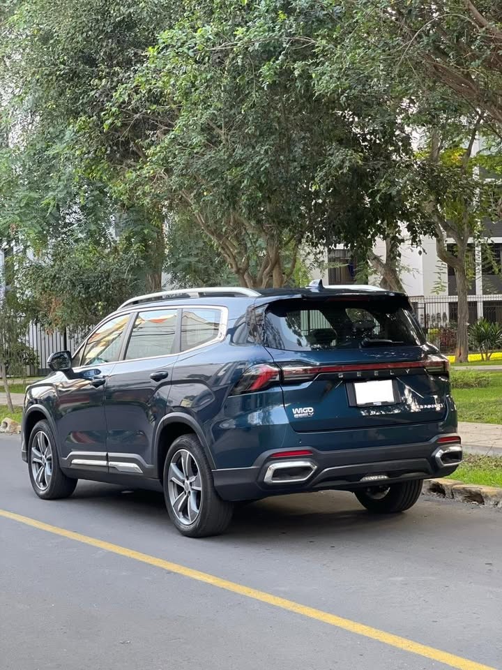 GEELY - 4