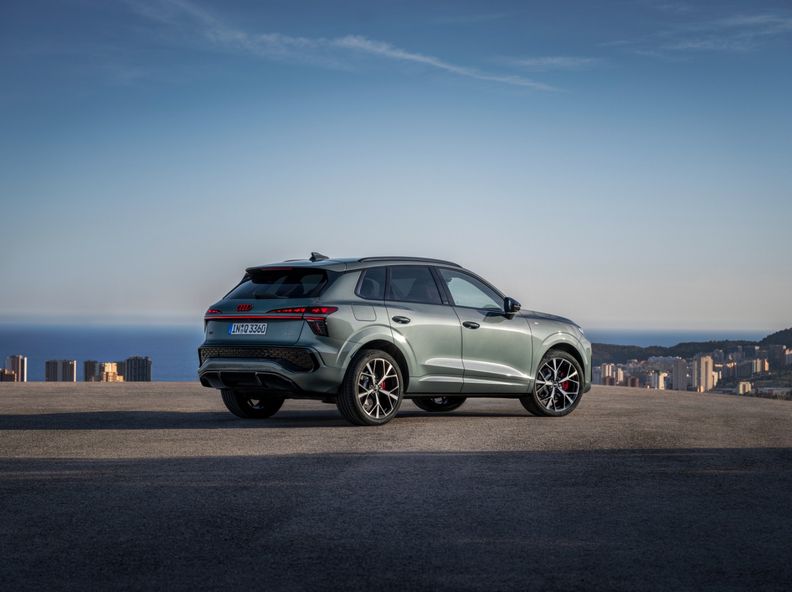 AUDI - 2