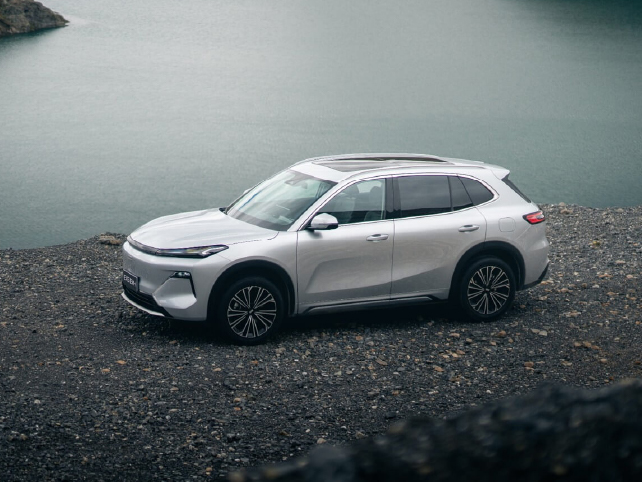 GEELY - 3
