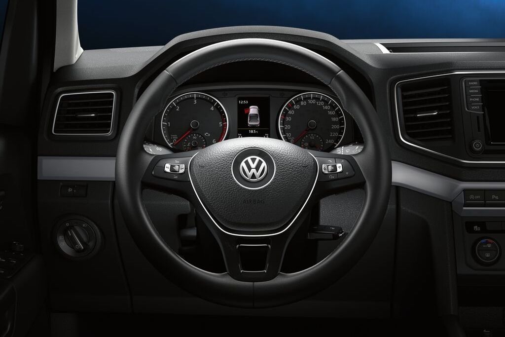 VOLKSWAGEN - 4